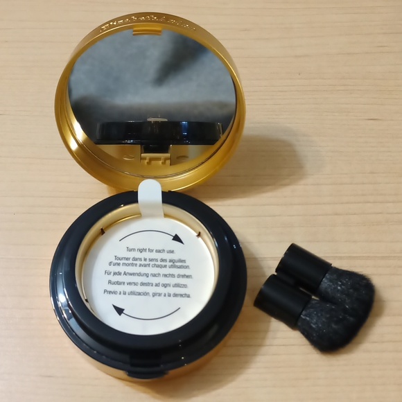 Elizabeth Arden Pure Finish Mineral Bronzing Powder Medium 01 - Picture 6 of 11